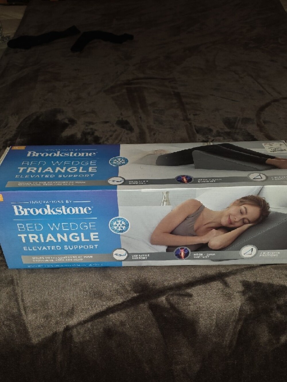 Brookstone Blue Bed Wedge Triangle Support Pillow - Picture 3 of 4